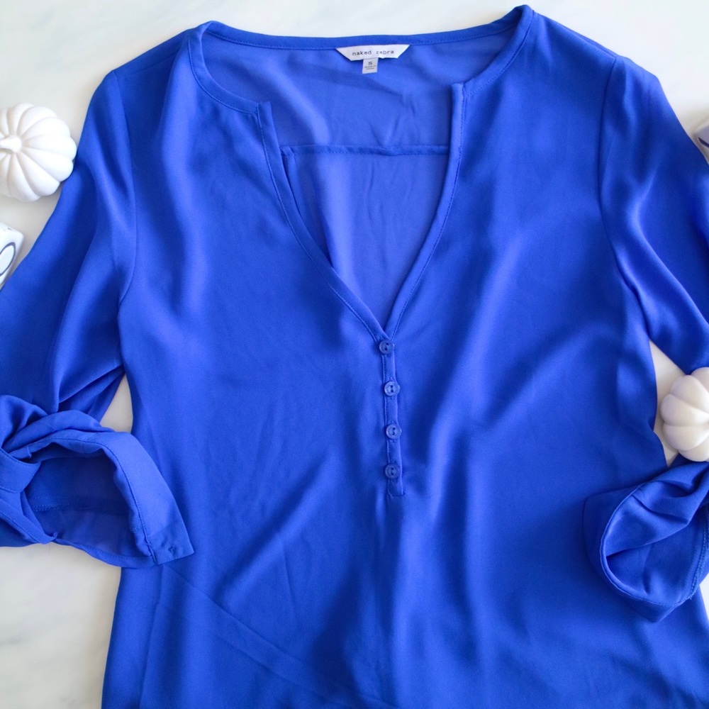 M Boutique Blouse w Button Back